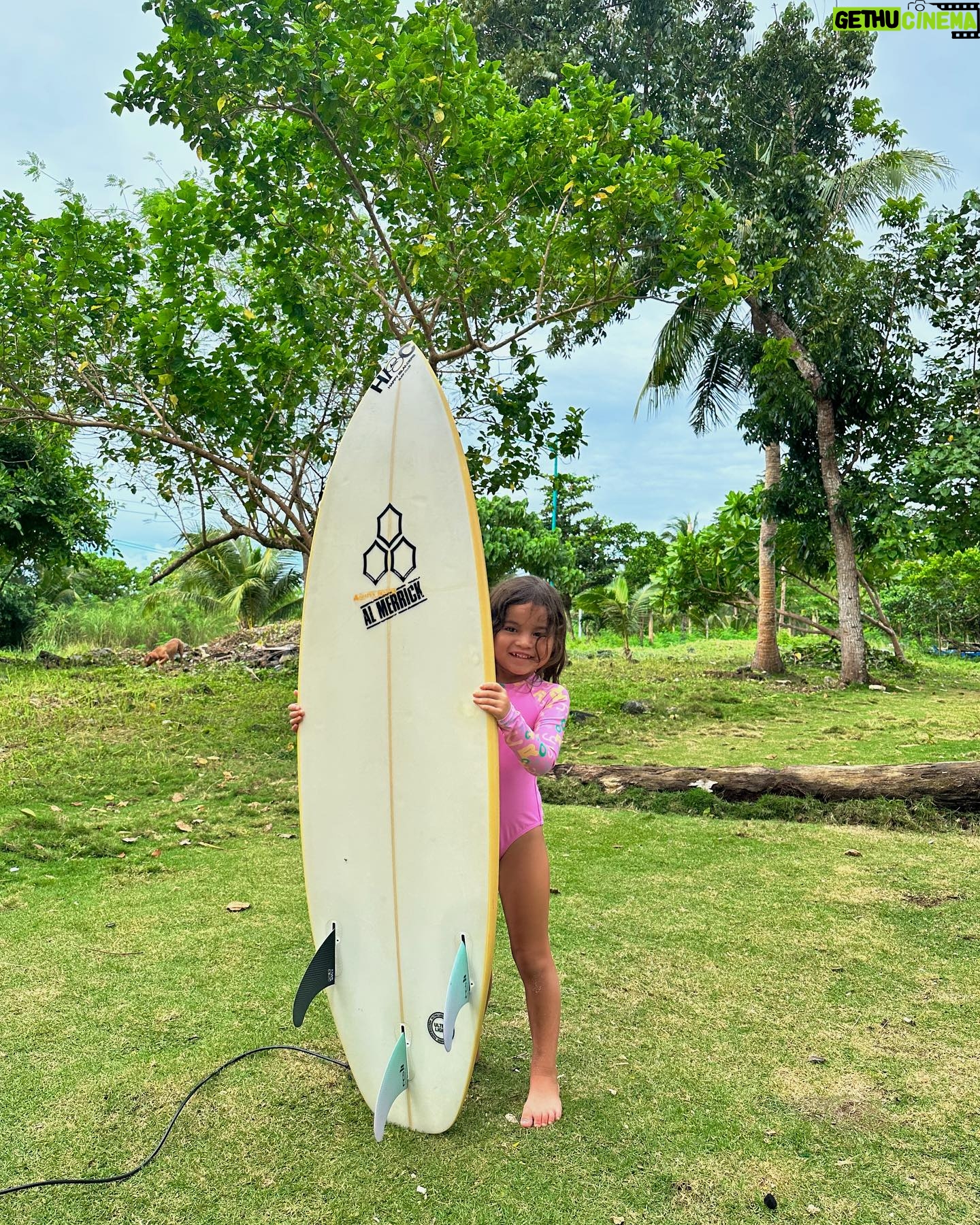 Andi Eigenmann - 252.8K Likes - Dire ra sa kun hae an malinawon.
Hinay hinay, mo hilom ra.
Tanan para sa pamilya.
♥️