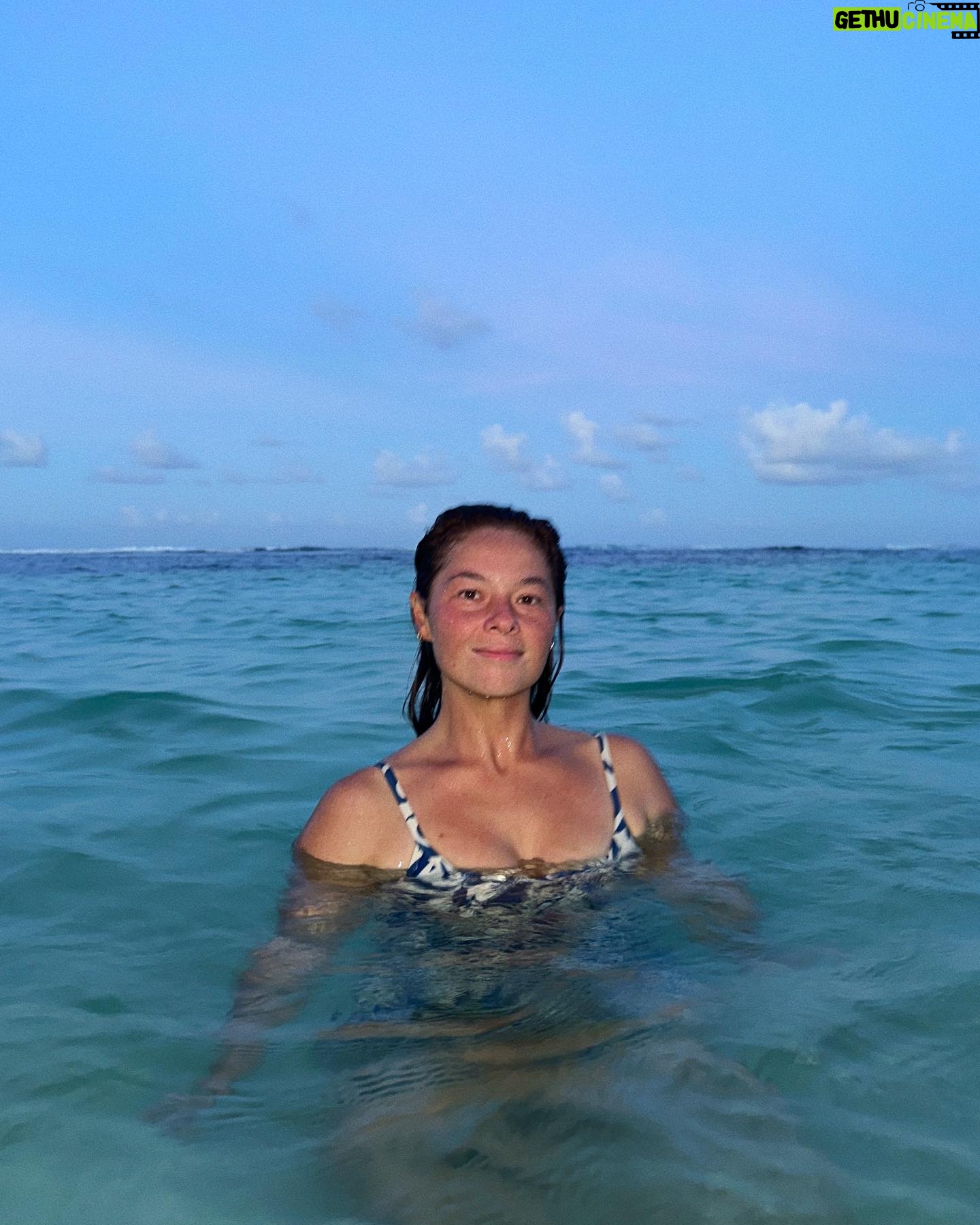 Andi Eigenmann - 252.8K Likes - Dire ra sa kun hae an malinawon.
Hinay hinay, mo hilom ra.
Tanan para sa pamilya.
♥️