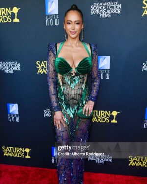 Andy Allo Instagram - Had an absolute blast presenting the Best Independent Film award at the @SaturnAwards last night!

Highlights of the night? Meeting Colin Farrell and getting to tell him how amazing his work is, William Shatner being an absolute delight, and—oh yeah—asking Laurence Fishburne if he could adopt me… pretty sure he said yes. So, it’s official now. 😂👀

Huge thanks to my amazing co-presenter @malcolmjgoodwin and my glam dream team, @TanyaStineHair & @TaylourChanel, for making me feel like a million bucks. And to everyone who voted on my dress—you nailed it! I wore a stunning @ValdrinSahiti dress that had me feeling like a galactic mermaid. 🧜🏽‍♀️✨

Congrats to all the winners—what a night! 💫

#SaturnAwards #ColinFarrell #LaurenceFishburne #WilliamShatner #ValdrinSahiti #RedCarpetGlam #SciFiFantasy #AwardsSeason #FashionMoments