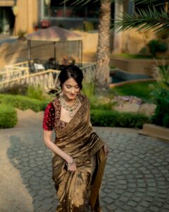 Actress Aneri Vajani HD Photos and Wallpapers February 2025