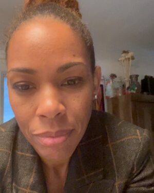Angela Lewis Instagram - Childbirth Preparation Workshop. Type “Breathe” in the comments for more info!