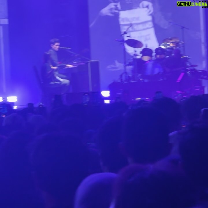 Angie Ang - 1.6K Likes - Udah 3x nonton konser @thescriptofficial , tapi yang kemarin yang paling berkesan 🥹🫵🏼
And they sang these 3 songs! OMG! It’s all my fav and they dont sing it regularly … i’m blessed 😚
See you v soon, mates! ❤️
*pardon my voice lol.
👚 : @kajuaruna_