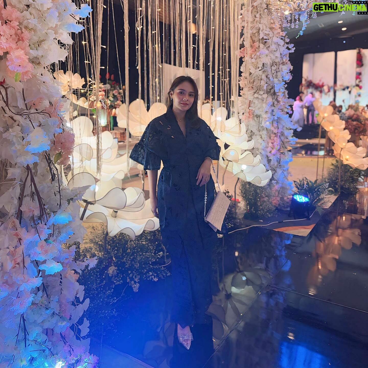 Angie Ang - 1.7K Likes - Would you be my plus one? 💙🫵🏼