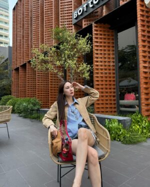 Anis Suwit Instagram - Good vibes weather, don’t go away! 🧡
.
@shopeefashion_th
#shopeefashion 
#แคปเสิร์ชซื้อถูกกว่าที่ช้อปปี้
