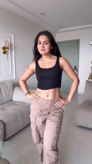 Anjali Tatrari Instagram - Nothing just excited coz 35 days to go for my BEST FRIENDS Wedding 😍💃 

@megha_nagarkoti Can’t wait to see you🥹👰‍♀️

#anjalitatrari #dance #dancer #actor #dunki #trend #trending #trendingreels #trendingaudio