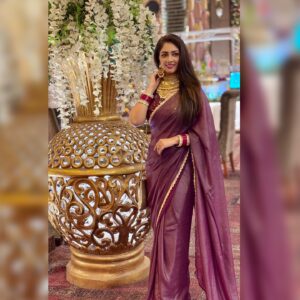 Anju Jadhav Instagram - My Indianess in a beautiful saree this Republic Day. Celebrating traditions, culture, and the vibrant spirit of being a woman. 🇮🇳💖 #SareeLove #IndianCulture #RepublicDay #sareenotsari #simplegirl