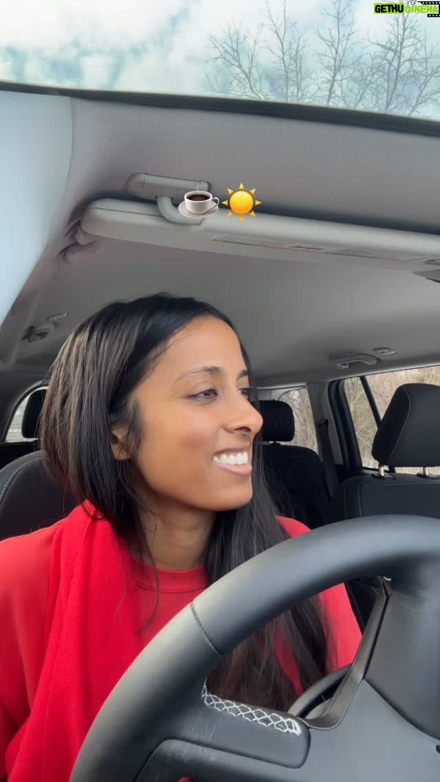 Anjulie Persaud - 0.9K Likes - When you’re about to clap back but instead you ☕️☀️
#chaiandsunshine #anjulie #mindfulness #clapback #guyanese #caribbean #newmusic #independentartist #indieartist