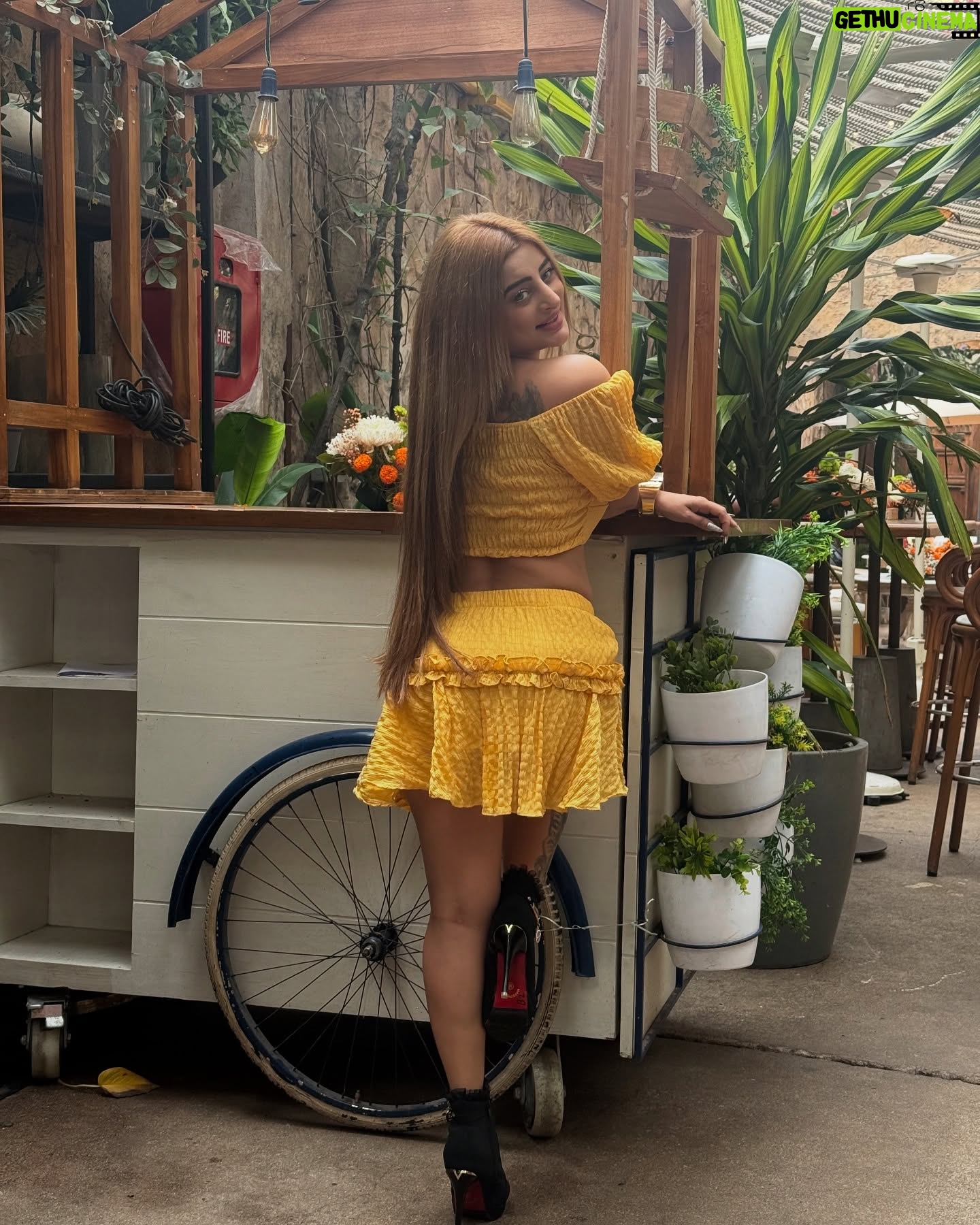 Ankita Dave - 20.8K Likes - 💛🫶🏻