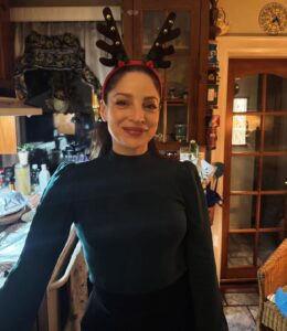 Actress Anna Hopkins HD Photos and Wallpapers August 2025