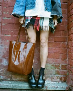 Anna Shaffer Instagram - Sezane invented autumn btw 

@sezane 
#sezane 
#sezanelovers 
Ad