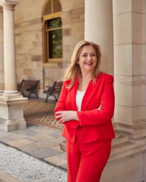 Annastacia Palaszczuk Instagram - Join me from 5pm AEST on Sky News Australia for Queensland Decides election analysis. #qldpol
