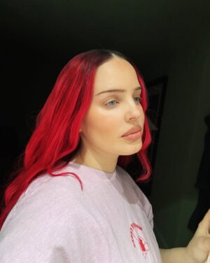 Anne-Marie Instagram - Call me mummy and slap my bum