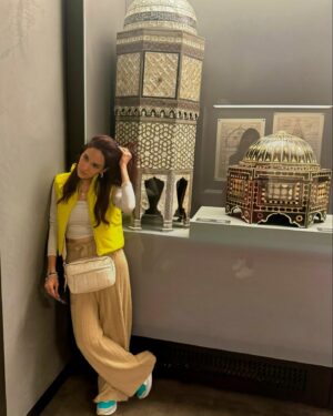 Anoushay Abbasi Instagram - - the wow world of DEM museum 

@goturkiye - @go__istanbul