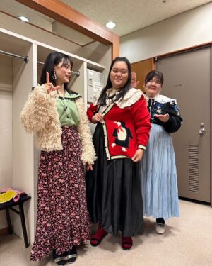 Anri Instagram - 昨年のラヴィットまとめ👗

《はるちゃん @kiriyaharuka 》
tops @topofthehill_koenji 
《わたし》
tops @topofthehill_koenji 
《田辺さん @chikaxxsweet 》
shirt @aileen_by_groggrog_vintage 

👨‍👩‍👦accessory @sunset.somae 

《はるちゃん》
inner @rose_shimokitazawa 
blouse @little_trip_to_heaven 
skirt @rose_shimokitazawa 
《わたし》
shirt @little_trip_to_heaven 
cardigan @rose_shimokitazawa 
《田辺さん》
shirt @flamingo_2nd 

👨‍👩‍👦accessory @sunset.somae 

《はるちゃん》
blouse,cardigan @little_trip_to_heaven_koenji 
skirt @aileen_by_groggrog_vintage 
《わたし》
cardigan @little_trip_to_heaven_koenji 
skirt @big_time_koenji 
《田辺さん》
blouse,best @big_time_koenji 

《はるちゃん》
setup @grapefruitmoon_koenji 
《わたし》
cardigan @aileen_by_groggrog_vintage 
skirt @punyus 
《田辺さん》
cardigan @rose_shimokitazawa 

《はるちゃん》
blouse,cardigan @little_trip_to_heaven 
skirt @aileen_by_groggrog_vintage 
《わたし》
collar @un__5428 
knit @little_trip_to_heaven 
《田辺さん》
cardigan @big_time_shimokitazawa 

《はるちゃん》
blouse @little_trip_to_heaven_koenji 
《わたし》
knit @little_trip_to_heaven_koenji 
skirt @topofthehill_koenji 
《田辺さん》
🐼knit @little_trip_to_heaven_koenji 

《はるちゃん》
onepiece @big_time_koenji 
《わたし》
knit @grapefruitmoon_koenji 

👯‍♂️accessory @gmommy__ 

《はるちゃん》
🦌🎅knit,skirt @topofthehill_shimokitazawa 
《わたし》
shirt,knit @topofthehill_shimokitazawa 
skirt @punyus 
《田辺さん》
shirt @topofthehill_shimokitazawa 
skirt @punyus 

《はるちゃん》
cardigan @lanan_select 
skirt @loueme_official 
《わたし》
cardigan @loueme_official 
《田辺さん》
cardigan  @loueme_official 

👨‍👩‍👦accessory @gmommy__