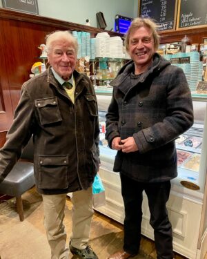 Anthea Turner Instagram - Happy 92nd Birthday Dad 🥳
You’re the bomb and we all love you ♥️
 @wendy_turner_webster came down with the ‘Lurgy’ so our trip the Greenwich Maritime Museum we will do on another day v soon. 
Not been there myself, since I played John Harrison in a Blue Peter film about Longitude wearing an itchy wig ! 🕰️ 😂

Last picture is one I gave Dad in a lovely frame. Mum had come filming with me, it was an about Britain holiday program and the subject was ‘rambling’ you can see here Mums idea of rambling clothes! 
I never saw her in Jeans, anything with a logo and even when she was ill always ‘front door ready’ with lipstick on should anyone pop in. ♥️♥️♥️