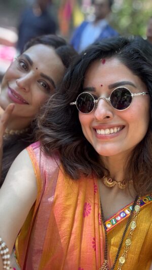 Anuja Sathe Instagram - Based on real life events 🫠🤓🙈😛🤭🧿❤️
(The Vietnam hangover is still on 🫢)