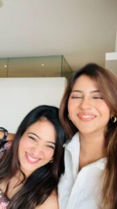 Actress Anushka Merchande HD Photos and Wallpapers July 2025