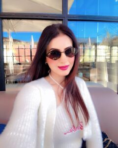 Actress Anusmriti Sarkar HD Photos and Wallpapers January 2025