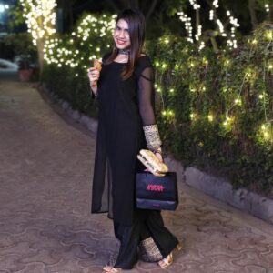 Anwesha Mukherjee Instagram - Lights Love & Healing #diwali