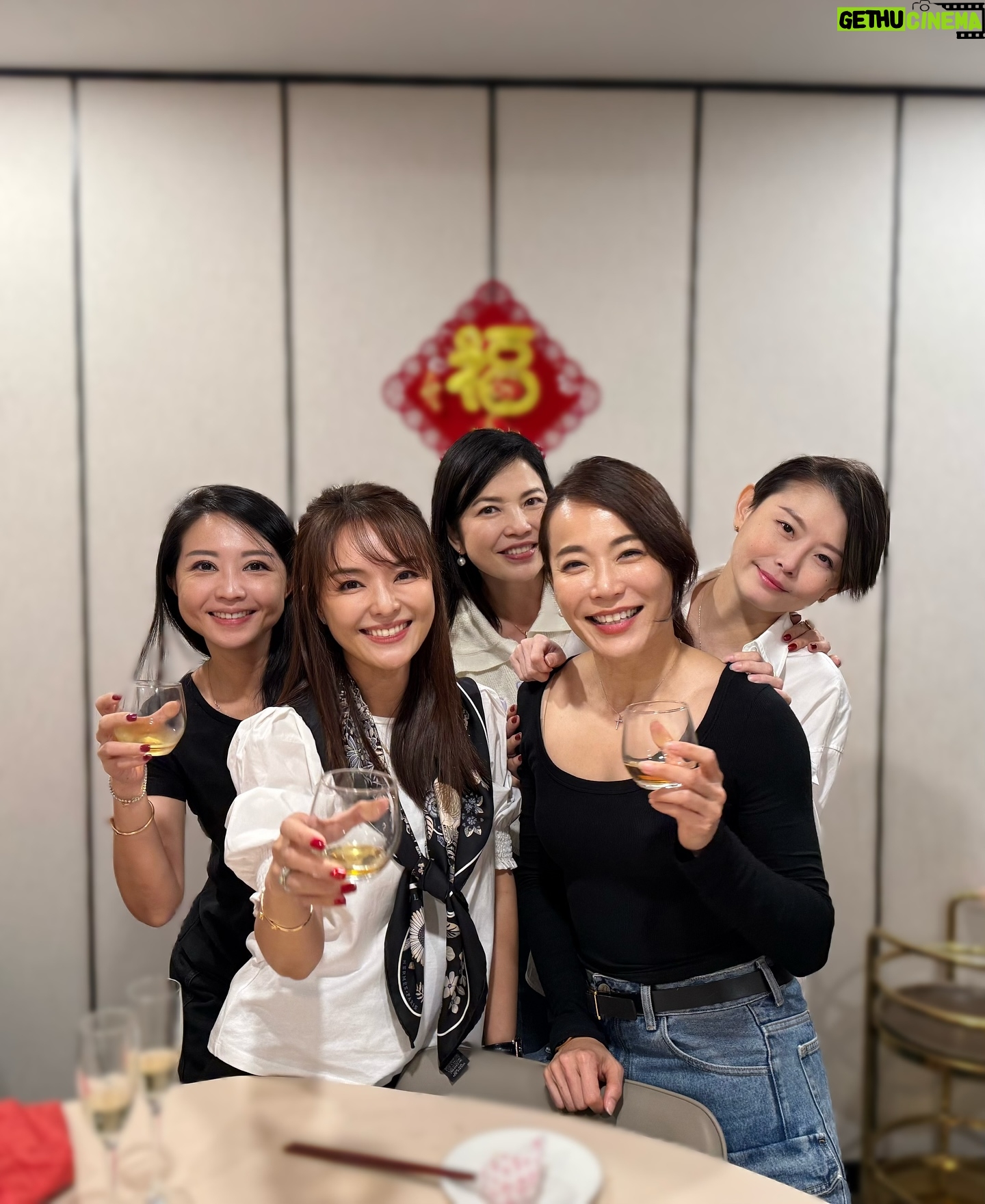 Apple Hong - 603 Likes - New year celebration, birthday celebration, friendship celebration 🎉🎉🎉 every moment is precious ❤️
#友谊万岁