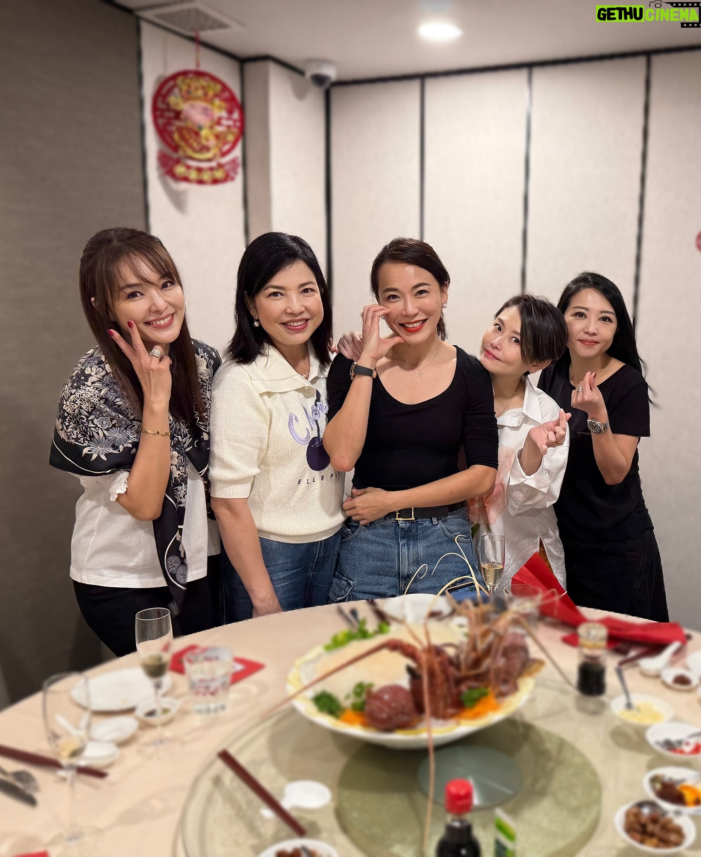 Apple Hong - 603 Likes - New year celebration, birthday celebration, friendship celebration 🎉🎉🎉 every moment is precious ❤️
#友谊万岁