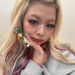 Arakawa Instagram - あのー、すみません😅💖💖
自撮りみてくださーい❤️❤️❤️❤️❤️❤️❤️笑

#1、2枚目おは朝の私です
#4時30分起き
#早朝界隈
#太陽より早いＷＷＷＷＷＷＷＷＷ
#太陽おせーって！！！！界隈（笑）