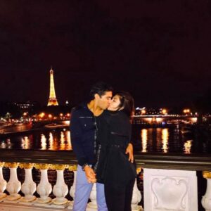 Archana Vijaya Instagram - Then …. and NOW ! 10 years with my husband which seem to have gone by in a jiff !! Here we are, in one of our favourite places in the world, happy the sun came out, strolled around, holding hands, sneaking in a kiss here and there, and just happy to be with each other ! I hope we are lucky enough to be just like THAT, for the next 10. 

Easy. 😊