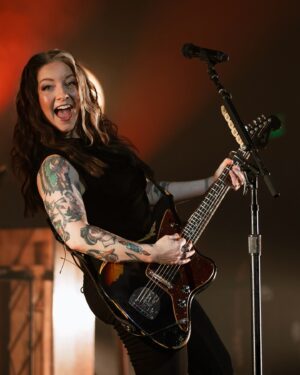 Ashley McBryde Instagram - Lafayette you are magical ! You turned a Thursday night into a PARTY with us. My kinda people ! 

Shout out to SK for getting these great shots !!

📸: @skayphotography_
