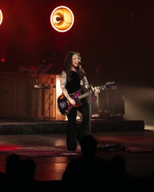 Ashley McBryde Instagram - Lafayette you are magical ! You turned a Thursday night into a PARTY with us. My kinda people ! 

Shout out to SK for getting these great shots !!

📸: @skayphotography_