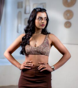Actress Ashna Zaveri HD Photos and Wallpapers February 2025