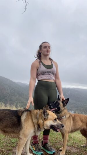 Aspen Ladd Instagram - A brief break on yesterday’s 11 mile trail run…right before this I got some REALLY GOOD NEWS 🙂
