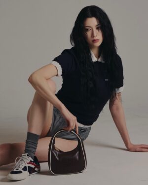 Ayaka Miyoshi Instagram - -Miu Miu-

Miu Miu Gymnasium Pop-Up Store

＜伊勢丹新宿店 本館1 階 ザ・ステージ / 
  2階 婦人靴/プロモーション＞
2025/2/5~2/11

＜阪急うめだ本店1階 コトコトステージ 11＞
2025 2/26~3/4

伊勢丹新宿店 本館2階 婦人靴 ＜ミュウミュウ＞ と阪急うめだ本店では
購入したスニーカーをカスタマイズすることができる
ミュウミュウ カスタム スタジオもオープン🧚🏻‍♀️

#MiuMiu
#MiuMiuGymnasium
#pr
@miumiu