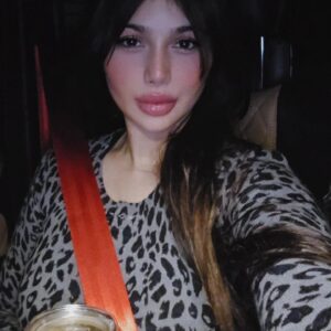 Ayesha Takia Instagram - 💋🖤🌹♥️❣️🧠🫀🫦
#ayeshatakia