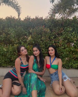 Ayushi Khurana Instagram - Birthday Celebration 

Thank you @ekostay for such an amazing stay, It was a night to remember♥️