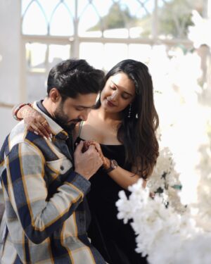 Ayushi Khurana Instagram - Happy One month to us ♥️