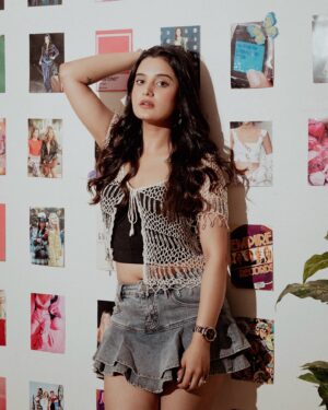 Ayushi Khurana Instagram - Hello 2025 💕