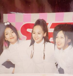 Bada Instagram - S.E.S 데뷔 27주년을 그냥 보낼순 없지💜✨우리 팬들을 위해 꼭꼭 숨겨뒀던 판도라의 상자를 열어봤어 🧝🏻‍♀️🪄🎁
오랫동안 늘 곁에 있어준 우리 팬들 모두 행복하길….🤍

12월, S.E.S. Reflecting 뮤직콘서트를 열거야. 다들 함께 해줄거지💗^____^💕

【2024 겨울 콘서트 The Ocean 
S.E.S 뮤직콘서트 {{ 𝓘‘𝓜 𝓨𝓞𝓤𝓡 𝓗𝓞𝓜𝓔}}

🗓️ 2024.12.07.SAT 6PM ~ 2024.12.08.SUN 5PM (KST)
📍 성신여자대학교 운정그린캠퍼스
☑️ 예매처 (Ticket) : YES24티켓 (ticket.yes24.com)
🎫 예매 (Ticket Open) : 2024.11.06.WED 2PM (KST)

#ses #바다 #유진 #슈 #친구#123456기 #포도송이 #고마워요#ses뮤직콘서트#디오션콘서트 #함께해 #12월7일8일 #성신여대#연말콘서트 #iamyourgirl #iamyourhome#연말콘서트