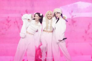 Bada Instagram - SMTOWN LIVE 2025 
[THE CULTURE, THE FUTURE] in SEOUL
DAY 01

#SES #BADA #바다
#SMTOWN #SM_30thAnniversary
#SMTOWN2025 #SMTOWN_LIVE #SMCU
#THE_CULTURE_THE_FUTURE