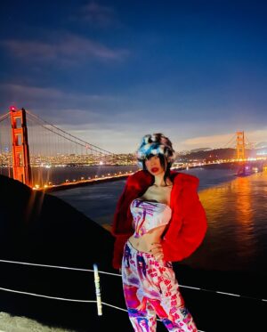 Bai Ling Instagram - Haha I am obsessed with this song do you? Sharing 20pics of me on the #goldengatebridge what an #amazing #sunnyday during my #dayoff #filming in #sanfrancisco that I went everywhere in San Francisco sighting the city’s fabulous beauty. . Which pic do you like? 

Feel #blessed to have the beauty of nature reflecting in my eyes and in my heart’s joy and excitement about life, I believe this is all we are the one  that is making it when our heart is dancing with joy, then what we see is the outside world matching us, giving us what we feel inside. 

I keep #singing this song and eventually my friend found it and we play it in the car, passing beautiful farms and #cows and #horses and beautiful #deers that they are just there living their lives, eating peacefully not pay any attention to anything. So simply in harmony. 

Even though it is winter so cold, still I went to play with the ocean’s big waves, lost in a beautiful deep forest #hiking #eating fresh #oysters on the seaside, some #frenchfood of cause cafe ,watched #goldengate bridge shining it’s glory in different times lights, morning evening, so stunningly beautiful I have been seen it from far away over the #baybridge where my film set is.

Amazing how everyday when the #production car picke me up to #filmset , I see the Golden Gate Bridge from so far away it seamed so so small like a toy, then when I am on it, it is so big and #stunning #powerful .

Well tomorrow to #movieset I will see it become so small again. Anything is about perspective and distance.

Cookie: Knowing that when our perspective changes then the nature of things change too, therefore when we are in trouble or in difficulties, all we have to do is just to change and shift our perspective then things will then charge too. This is exactly how you change your situations from negative to positive. We have the tools to make it the way we want it to be. Beauty is in the eyes of beholders. 

Love from sanfrancisco 💝😛👍

Click the link in my bio or just type in Google: Bai Ling Hollywood Shop to get your 2025 gifts 🎁🔮🧧
https://www.bailinghollywoodshop.com/

#bailingmovie #fashion #portraitphotography #positivevibes #positivity #白靈電影 #白靈時尚