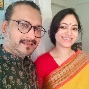 Basabdatta Chatterjee Instagram - মা সরস্বতীর আরাধনা আর সঙ্গে একটু আড্ডা।

 Photo courtesy @muadipankar ❤️

#saraswati #pujo #adda #blessings