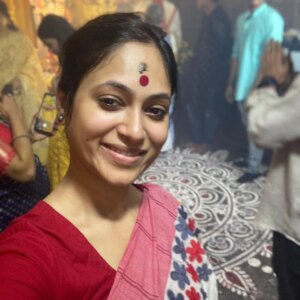 Basabdatta Chatterjee Instagram - জয় জয় দেবী..............

#maa #goddess #saraswati #blessings