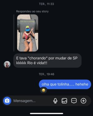 Bella Camero Instagram - Gente, lembra quando eu era triste??
Eu era apenas paulista !!1!!11!!

adoro quando vem o capacete rosa e quando o hai passa maquiagem pra sair , motoboy natalino, jogatina no boteco, o milho tava frio, a danni veio e o isqueiro DEVOLVA caiu no bueiro mas @nevedeisopor disse que ia mandar outro

e o @jgiordanoo finalmente elogiou minha dedicação na ginástica sim eu falo ginástica