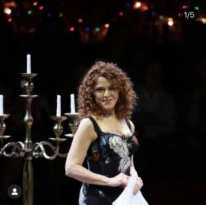 Bernadette Peters Instagram - I’m playing  Carnegie Hall  on Oct 28 it’s been almost 30 years since I’ve been there. I love that special place ❤️