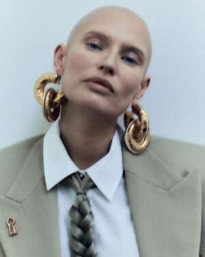 Bianca Balti Instagram - Turning Heads. 01

When I was diagnosed with cancer, I somehow knew that I would make it through, but I worried a lot about not being able to provide for my family anymore. My professional worth has always been intrinsic to my looks, and with a long scar drawing down my stomach and no hair, I don’t embody the model stereotype rn. 
Being forced into bedrest made me also realize that I heavily associate my self-esteem with productivity (IYKYK). 
Long story short, I called up my incredible team and voiced my need to feel ‘normal’ again through work. They listened and enthusiastically embraced this project.
“Turning Heads” is a labor of love that means so much to me. It expresses the support of not only my established team coordinated by my amazing manager @martinagrbgnt, but also the incredible designers and talented photographers involved. 
Lucrezia’s intimate glaze elegantly explores the delicate balance between ethereal and bold that so well defines this ephemeral moment of my life. 

PHOTOGRAPHER @lucreziaganazzoli 
STYLIST @simonrutigliano 
MAKE UP ARTIST @bianca__marzocchi 

@circustudios