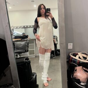 Billie Eilish Instagram - here’s a bunch of photos of me