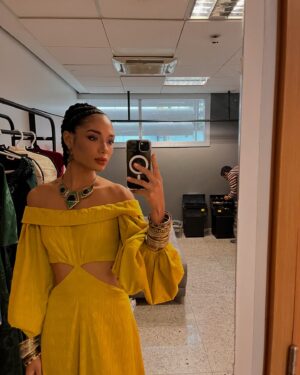 Bruna Inocencio Instagram - Retrospectiva de fotos no espelho