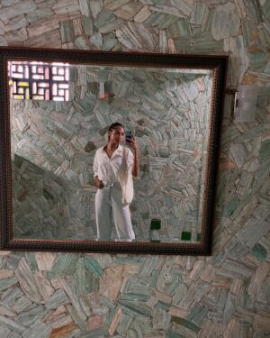 Bruna Inocencio Instagram - Retrospectiva de fotos no espelho