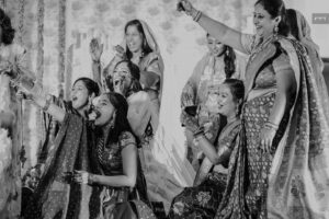 CA Palak Rathi Instagram - This day, last year! <3 Pt. 1

.
.
.
.

Decor: @neev_eventsbymonika 
Make Up: @boskismakeuplounge 
Mehndi: @darshita.mehandi 
My outfit: @shashagabaofficial 
Pushpal’s outfit: @perniaspopupshop
Photography: @magicmotionmedia

#LoveAtFirstReel