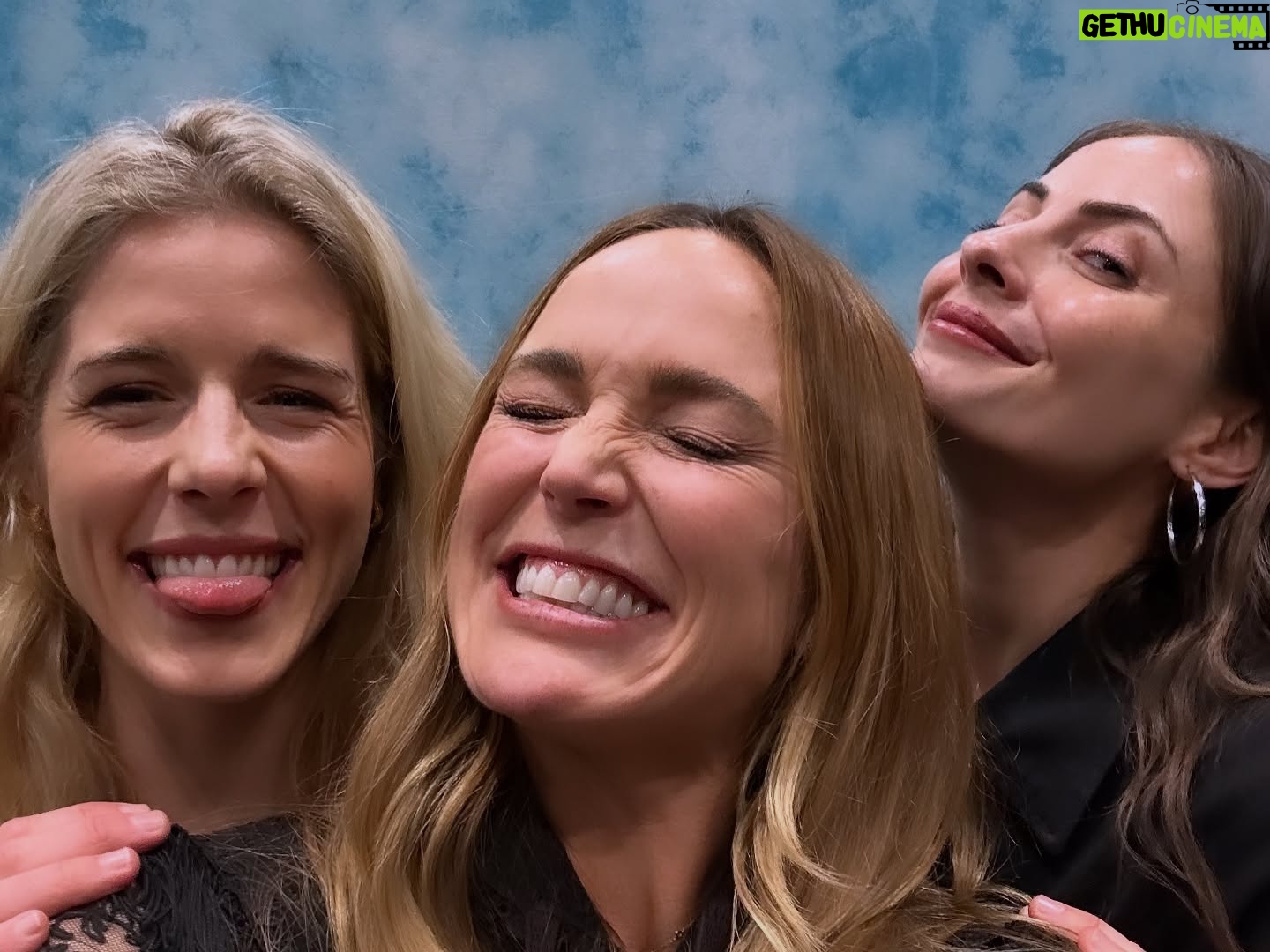 Caity Lotz - 96.9K Likes - Was so nice meeting some fans and hanging with the old crew. Thank you to everyone who came out to #megaconorlando this weekend to hang! I love hearing how much the shows mean to you and I am so grateful to be a part of your lives even it’s just a little bit 🥰xoxo