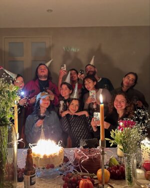 Camila Valero Instagram - literalmente the luckiest girl in the world!!!!! gracias mi amor por darme el cumpleaños más perfecto. me siento verdaderamente plena, bendecida y agradecida de tener la vida que tengo y de tener un círculo tan sólido, genuino y amoroso. no le puedo pedir más a la vida ✨✨✨✨ here’s to 28! 🥂💞💞💞